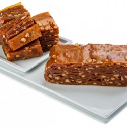 DRIED FRUIT ROLL-UP WITH WALNUT